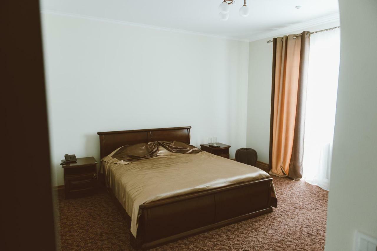 Hotel Korona Kolybayevka 외부 사진