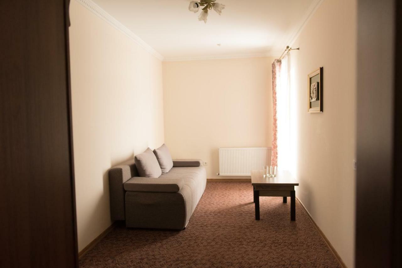 Hotel Korona Kolybayevka 외부 사진