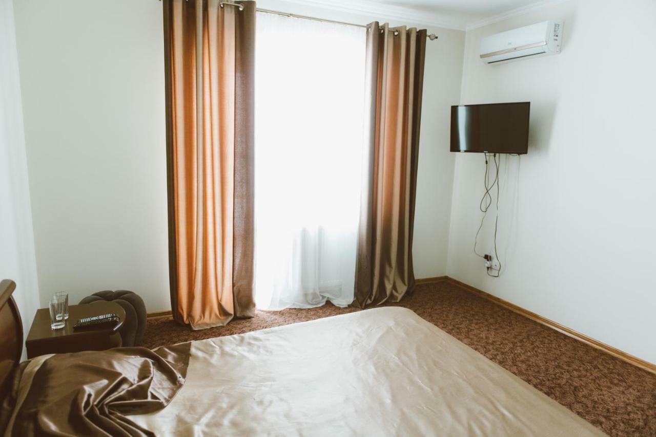 Hotel Korona Kolybayevka 외부 사진